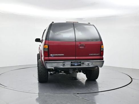 Used 2004 Chevrolet Suburban LT w/ Preferred Equipment Group RWD image 8