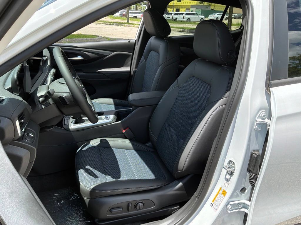 New 2026 Buick Envista Preferred w/ Convenience I Package FWD image 11