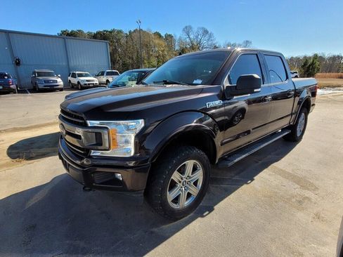 Used 2018 Ford F150 XLT w/ Equipment Group 302A Luxury image 4