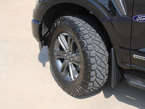 Used 2022 Ford F150 XLT w/ Equipment Group 302A High AWD/4WD image 9