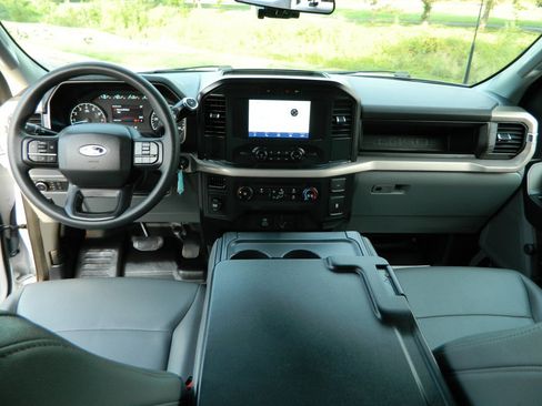 Used 2022 Ford F150 XL RWD image 15