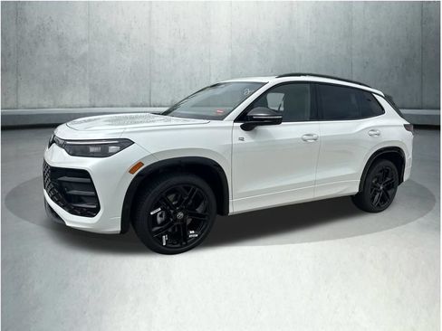 New 2026 Volkswagen Tiguan SE R-Line AWD/4WD image 1