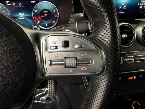 Used 2021 Mercedes-Benz GLC 300 image 26