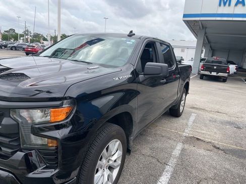 Used 2026 Chevrolet Silverado 1500 Custom image 4