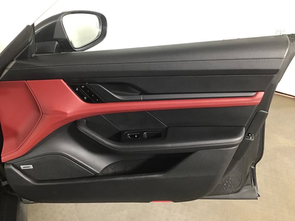 Certified 2020 Porsche Taycan Turbo AWD/4WD image 20
