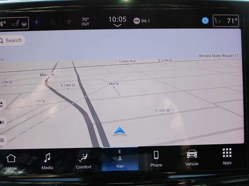 Certified 2024 Chrysler Pacifica Limited image 42