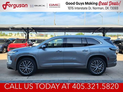 New 2026 Buick Enclave Avenir w/ Super Cruise Package FWD image 7