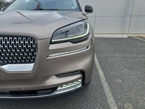 Used 2021 Lincoln Aviator Reserve w/ Elements Package Plus AWD/4WD image 10