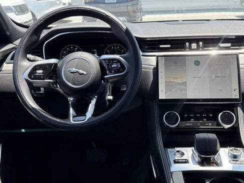 Used 2025 Jaguar F-PACE R-Dynamic S image 24