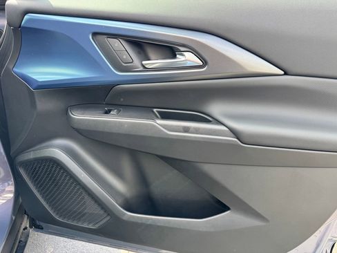 New 2026 Chevrolet Equinox EV LT w/ Convenience Package II FWD image 9
