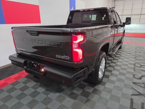 Used 2020 Chevrolet Silverado 2500 High Country w/ Z71 Off-Road Package image 26