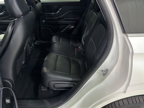 Used 2022 Lincoln Corsair Reserve AWD/4WD image 21