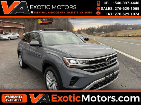 Used 2021 Volkswagen Atlas Cross Sport SE w/ Panoramic Sunroof Package image 1