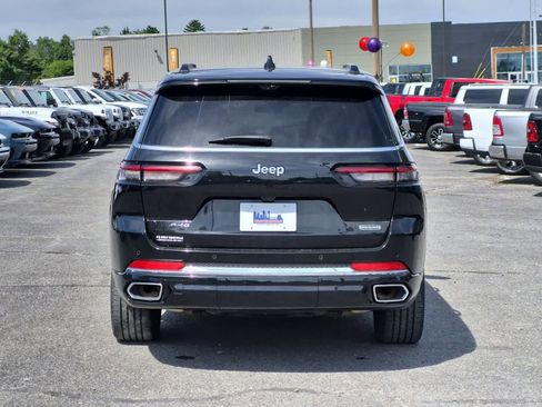 Used 2023 Jeep Grand Cherokee L Overland w/ Luxury Tech Group IV AWD/4WD image 7