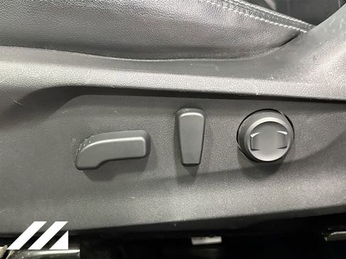 Used 2020 Subaru Forester Limited w/ Popular Package #3 image 22