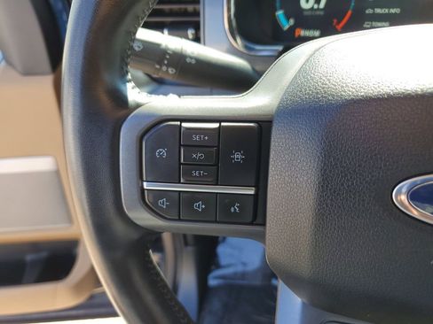 Used 2022 Ford F150 Lariat w/ Max Trailer Tow Package image 19