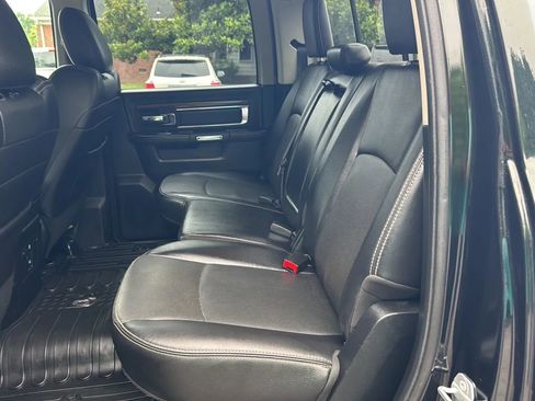 Used 2016 RAM 1500 Laramie w/ Convenience Group image 10