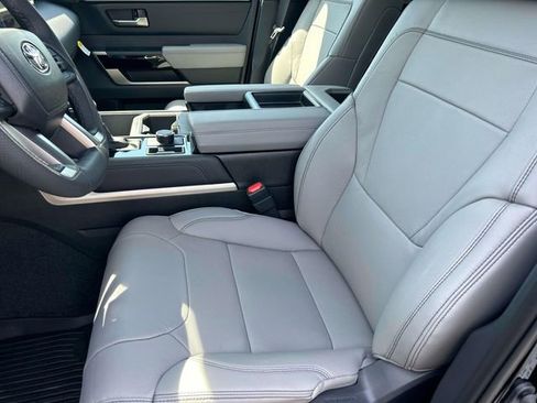 New 2026 Toyota Tundra Limited AWD/4WD image 23