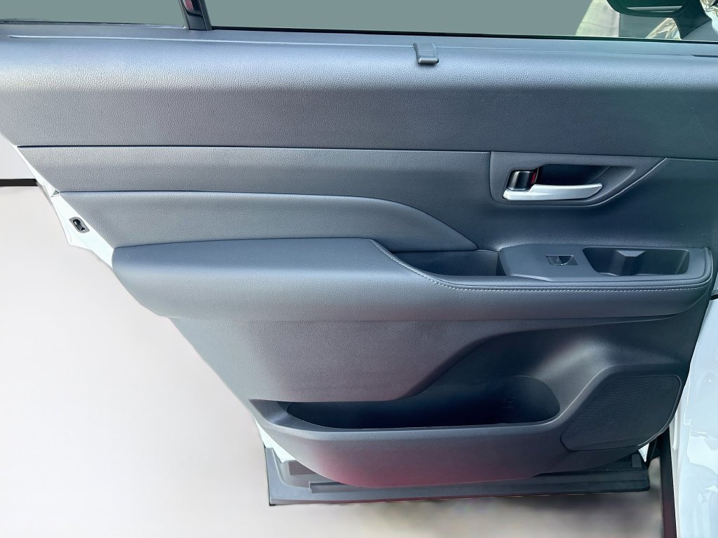 New 2026 Toyota Grand Highlander XLE FWD image 26