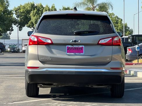Used 2018 Chevrolet Equinox LT FWD image 6