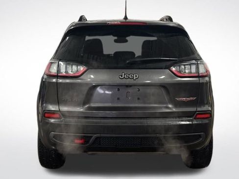 Used 2022 Jeep Cherokee Trailhawk w/ Comfort/Convenience Group image 8