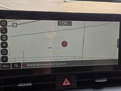 Certified 2024 Kia Sportage EX image 33