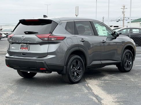 New 2026 Nissan Rogue SV w/ Cold Weather Package FWD image 4