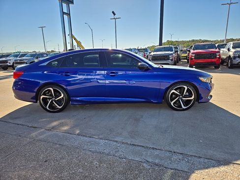 Used 2022 Honda Accord Sport Special Edition image 10