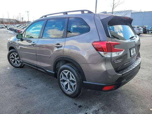 Certified 2023 Subaru Forester Premium image 5