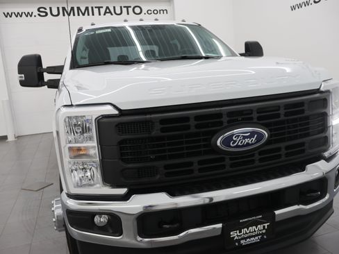 Used 2025 Ford F350 XL w/ XL Driver Assist Package AWD/4WD image 22