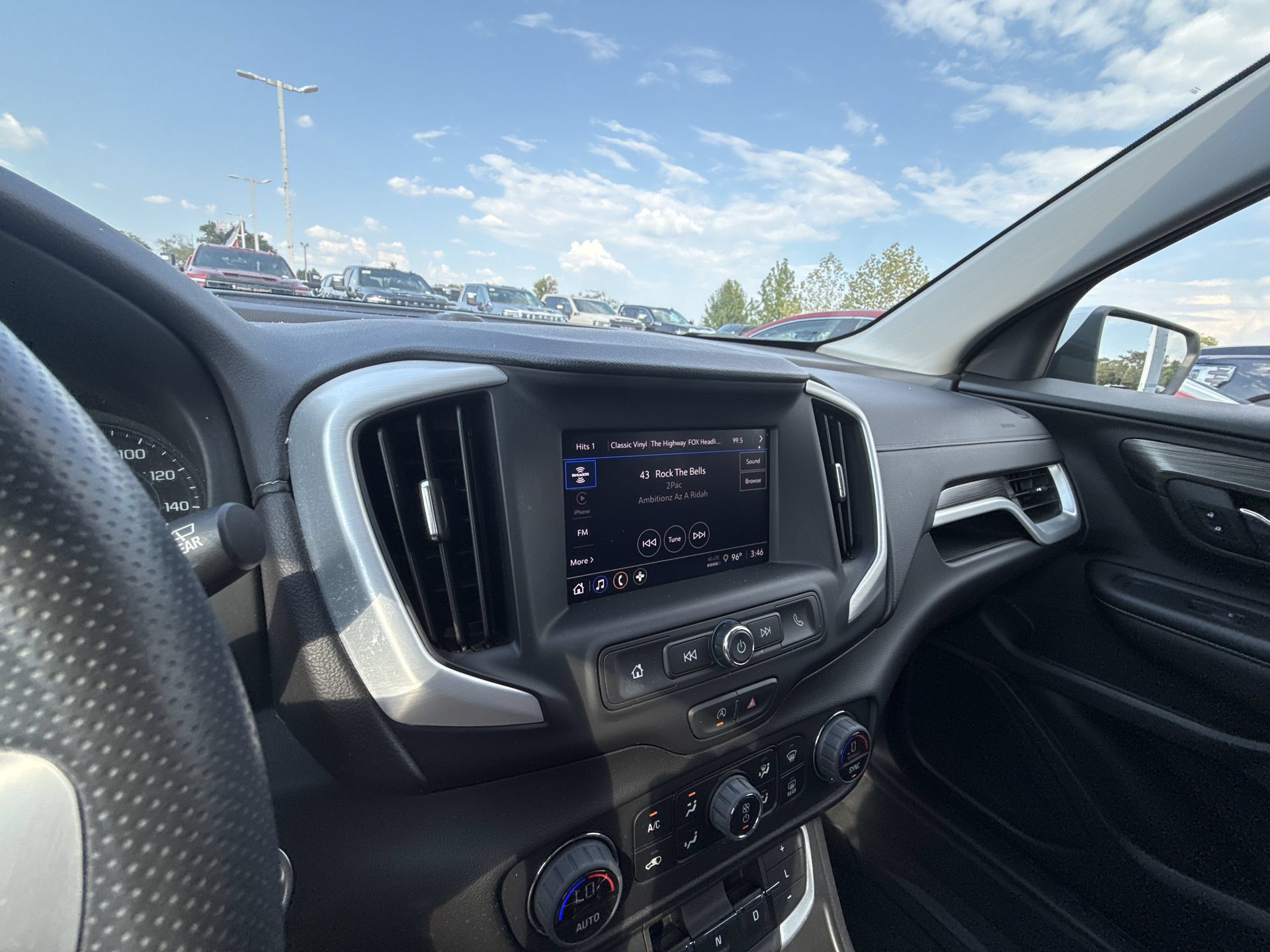 Used 2023 GMC Terrain SLE w/ Driver Convenience Package FWD image 19