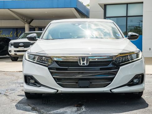Used 2022 Honda Accord Sport Special Edition image 2