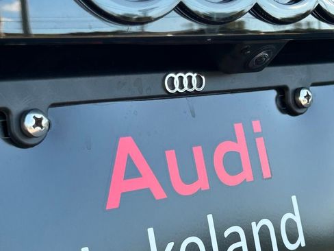 New 2025 Audi Q8 Premium image 61