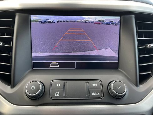 Certified 2021 GMC Acadia SLE w/ Driver Convenience Package AWD/4WD image 13