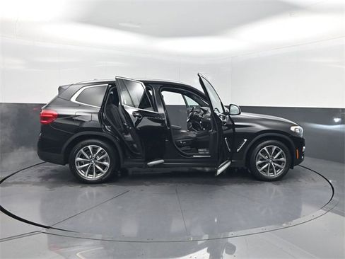 Used 2019 BMW X3 xDrive30i w/ Driving Assistance Package image 40