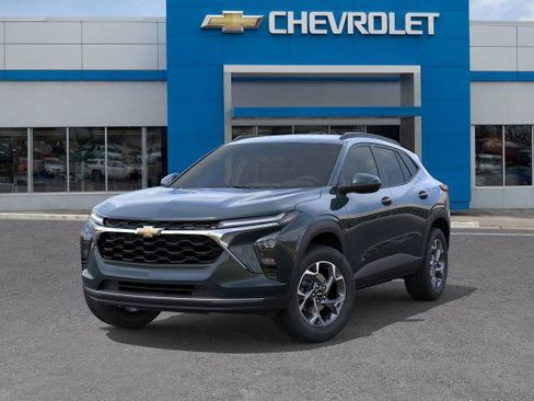 New 2026 Chevrolet Trax LT w/ Driver Confidence Package image 37