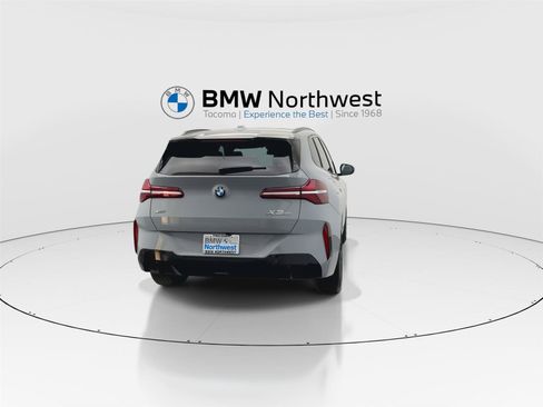 Used 2026 BMW X3 xDrive30i w/ Premium Package AWD/4WD image 2