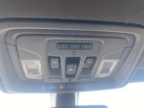 Used 2021 GMC Sierra 1500 SLT image 26