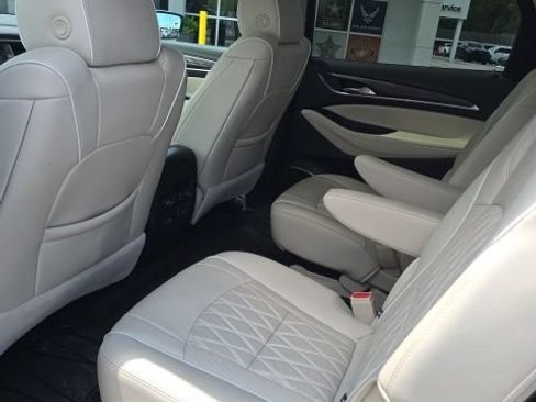 Certified 2023 Buick Enclave Avenir w/ Trailering Package, 5000 lbs. AWD/4WD image 4