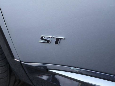 New 2025 Buick Envision Sport Touring image 19