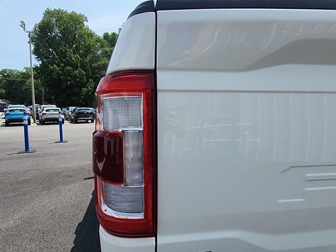 Used 2023 Ford F150 Lariat w/ Max Trailer Tow Package AWD/4WD image 13