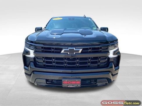 Used 2023 Chevrolet Silverado 1500 LT Trail Boss w/ LT Trail Boss Premium Package AWD/4WD image 2