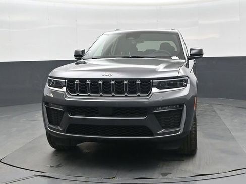 New 2026 Jeep Grand Cherokee Limited w/ Trailer Tow Package RWD image 8