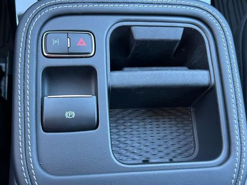 Used 2025 Ford Mustang Mach-E Premium image 38