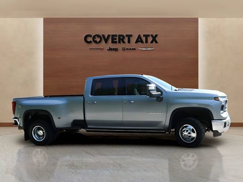 Used 2024 Chevrolet Silverado 3500 LTZ w/ LTZ Convenience Package AWD/4WD image 6