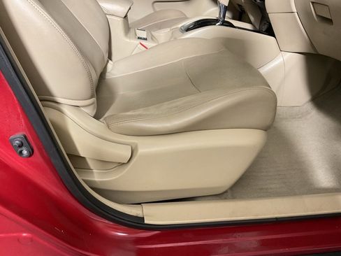 Used 2015 Nissan Rogue SL w/ SL Premium Package image 31