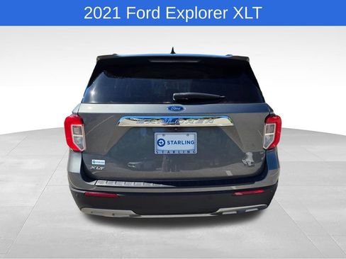 Used 2021 Ford Explorer XLT w/ Equipment Group 202A RWD image 8