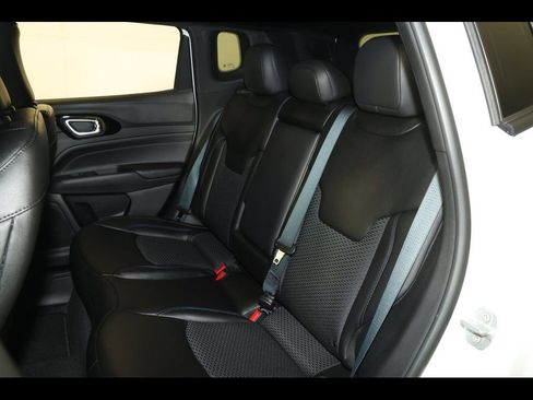 New 2026 Jeep Compass Latitude image 20