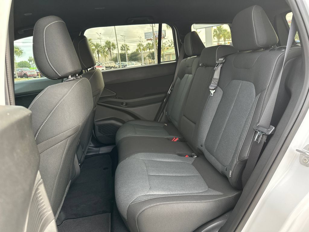 New 2026 Jeep Cherokee Laredo AWD/4WD image 14