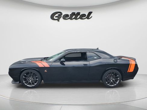 Used 2022 Dodge Challenger R/T Scat Pack w/ Plus Package RWD image 8